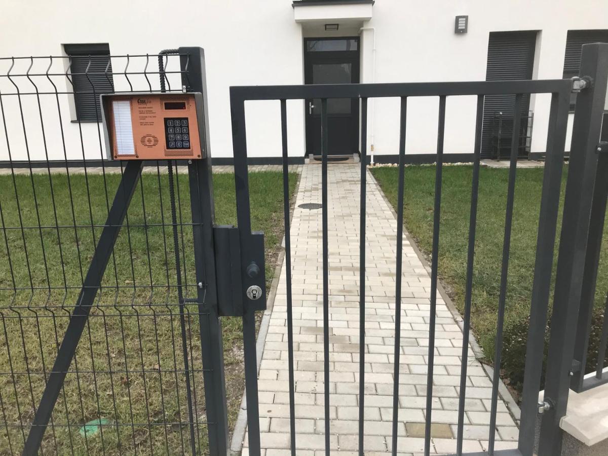 Jada Lakas Lägenhet Keszthely Exteriör bild